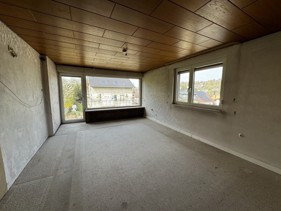 Wohnzimmer OG Mehrfamilienhaus Pfinztal