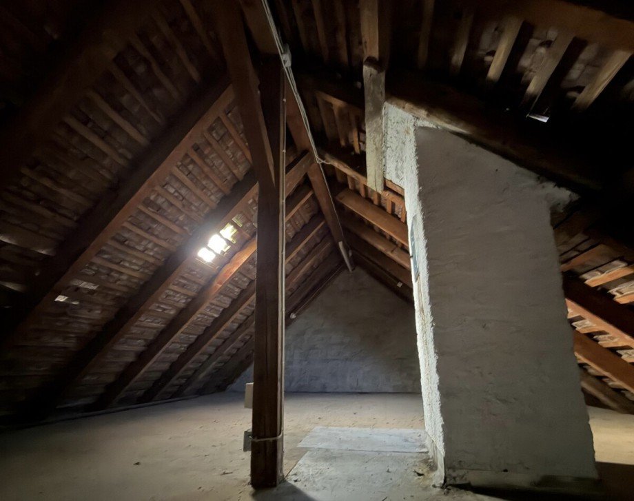 Dachboden Mehrfamilienhaus Ettlingen