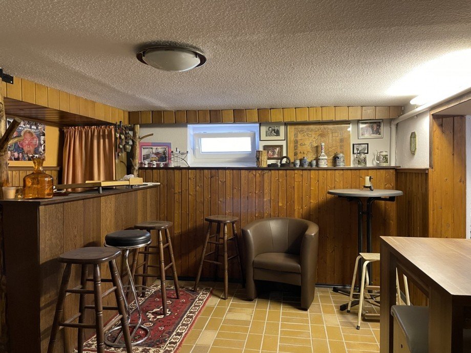 Kellerbar Zweifamilienhaus Malsch