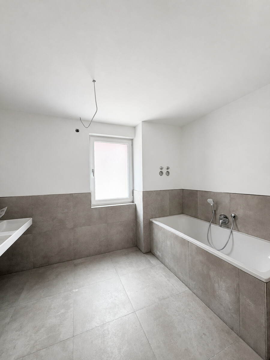 Badezimmer Etagenwohnung Kieselbronn