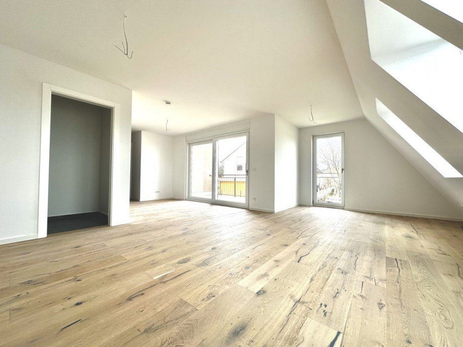Wohnen/ K�che Dachgeschosswohnung Kieselbronn