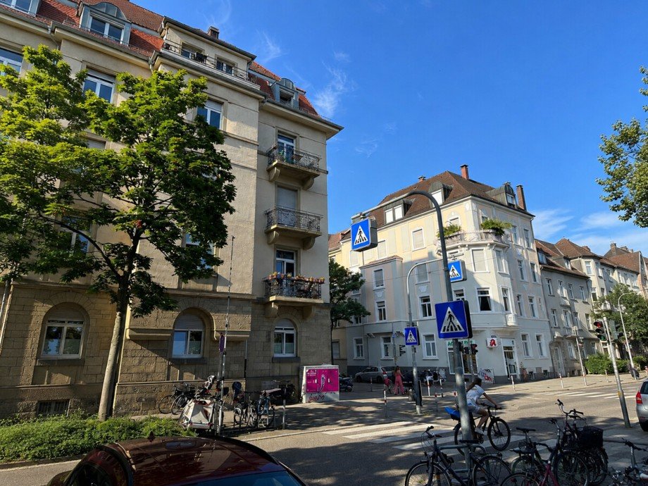 Seitenansicht Etagenwohnung Karlsruhe / S�dweststadt