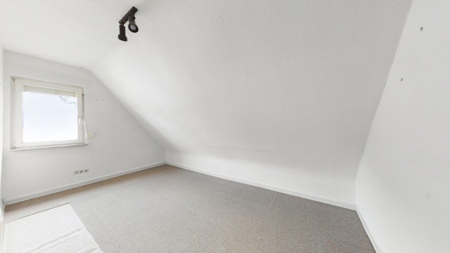 Schlafzimmer im OG Doppelhaush�lfte Ettlingen
