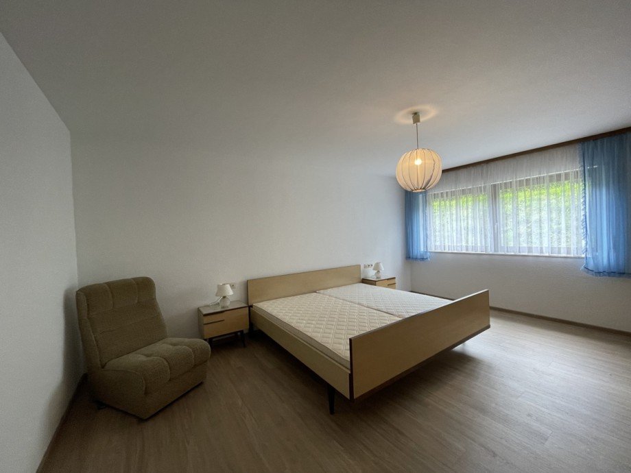 Schlafzimmer _UG_Einliegerwohnung Einfamilienhaus Ettlingen / Bruchhausen
