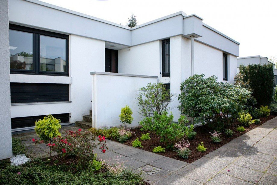 Vorderansicht Reihenmittelhaus Karlsruhe