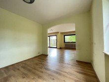 Esszimmer/Wohnzimmer Sanierungsbed�rftiges Reihenendhaus in Waldbronn Busenbach
