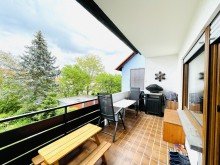Balkon mit Blick ins Gr�n FREI AB SOFORT! 
3-Zi. ETW mit Balkon incl. Garage in Ettlingen-Spessart