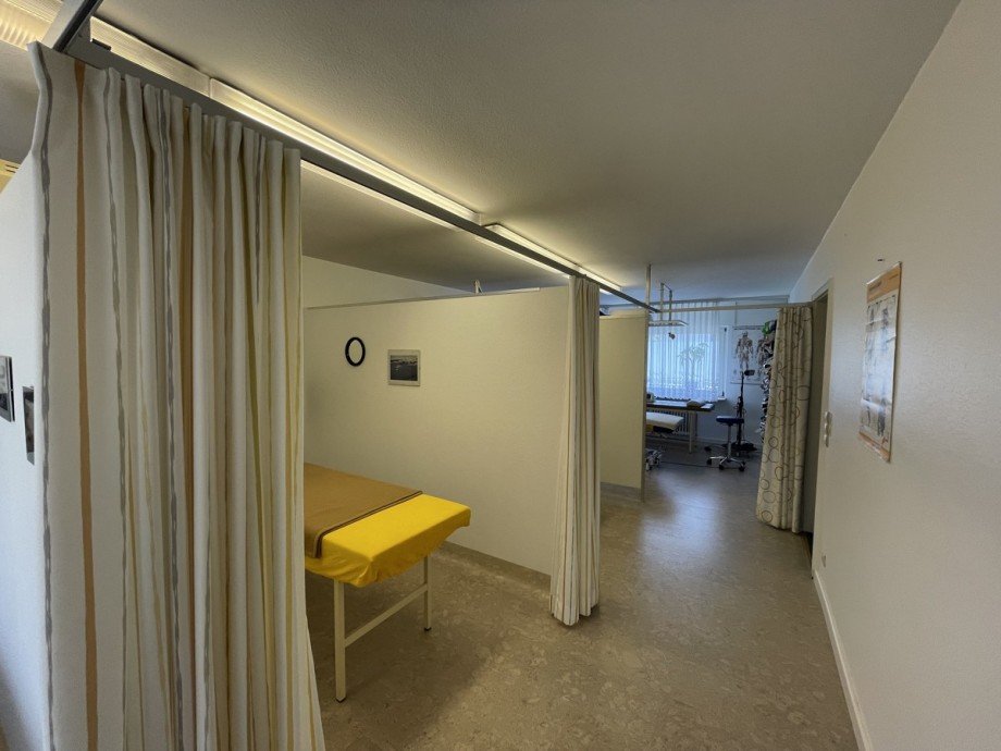 Zimmer 2 Erdgeschosswohnung Ettlingen
