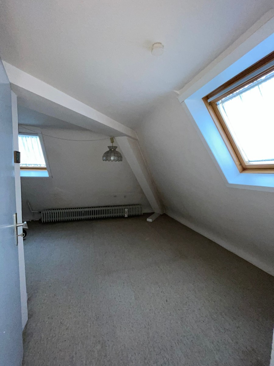 Kind 2 DG Einfamilienhaus Karlsruhe / R�ppurr