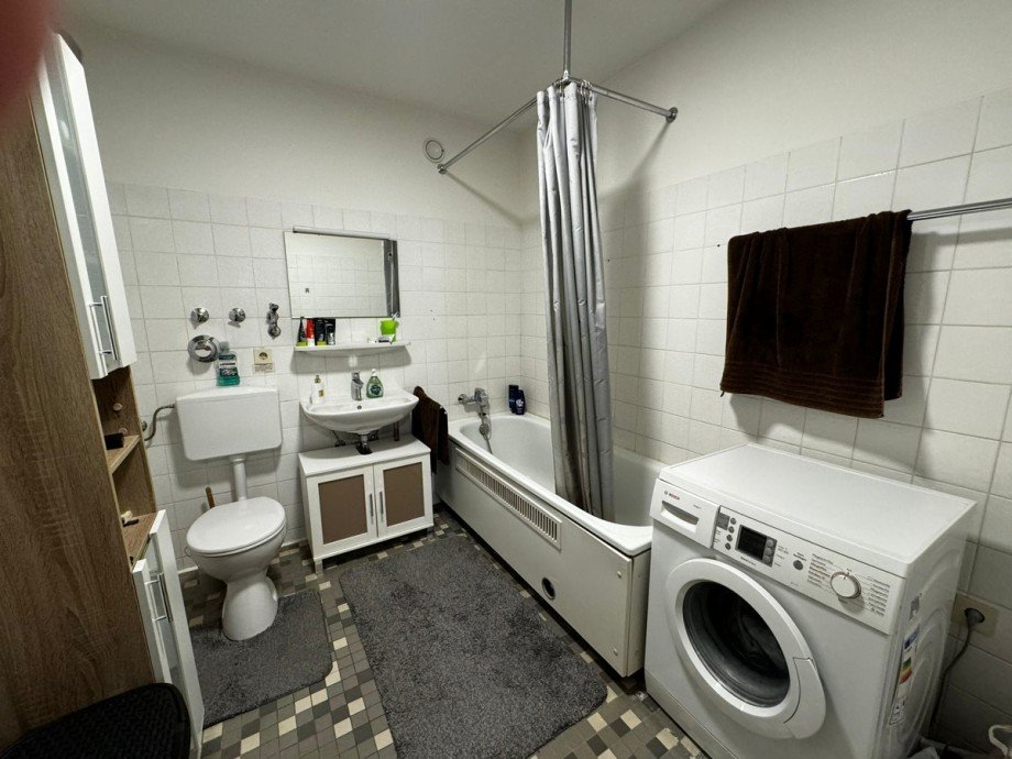 Badezimmer Etagenwohnung Ettlingen-Neuwiesenreben