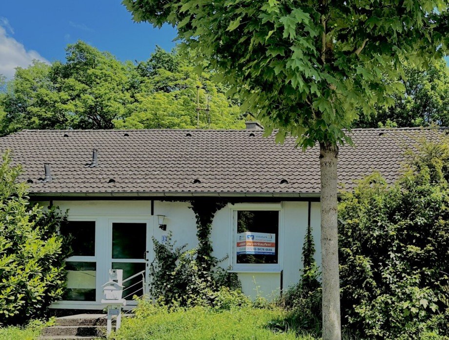 Hausansicht Einfamilienhaus Karlsruhe / Bergwald