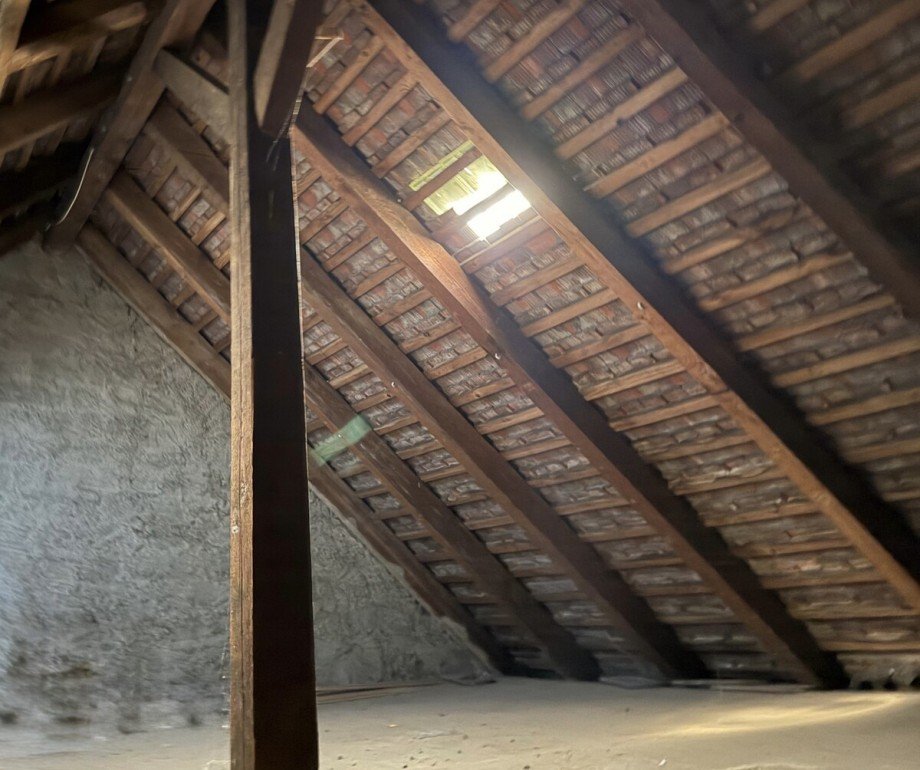 Dachboden Mehrfamilienhaus Ettlingen