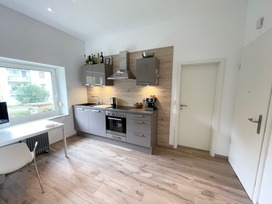 EG links Mehrfamilienhaus Essen