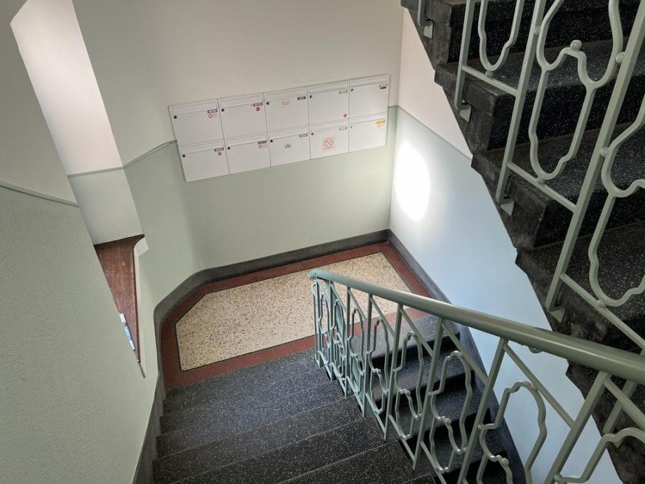 Treppenhaus Etagenwohnung Karlsruhe / S�dweststadt
