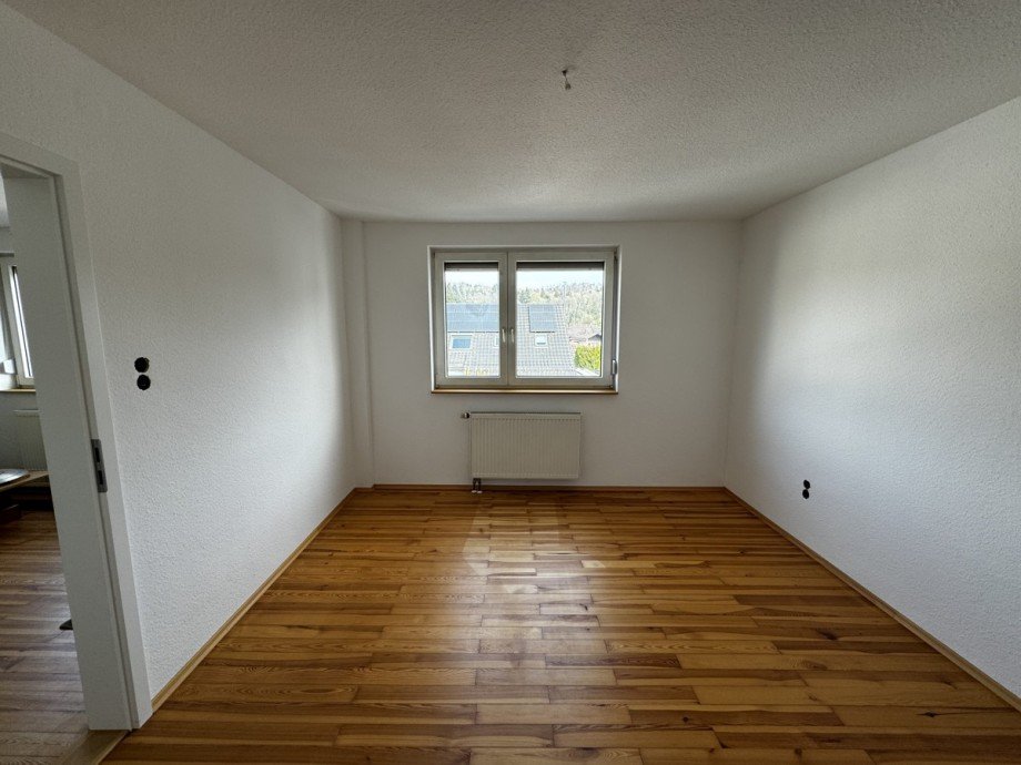 Erdgeschoss Mehrfamilienhaus Pfinztal