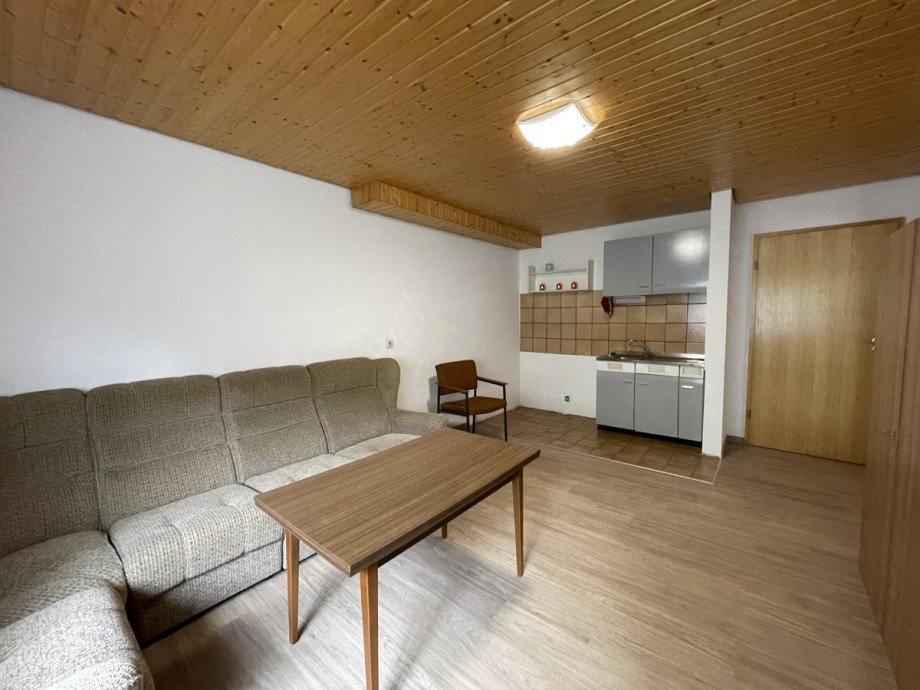 Wohnk�che_UG_Einliegerwohnung Einfamilienhaus Ettlingen / Bruchhausen