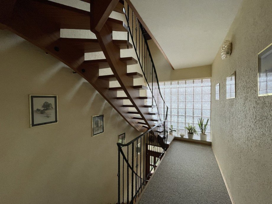 Treppenhaus Zweifamilienhaus Malsch-V�lkersbach