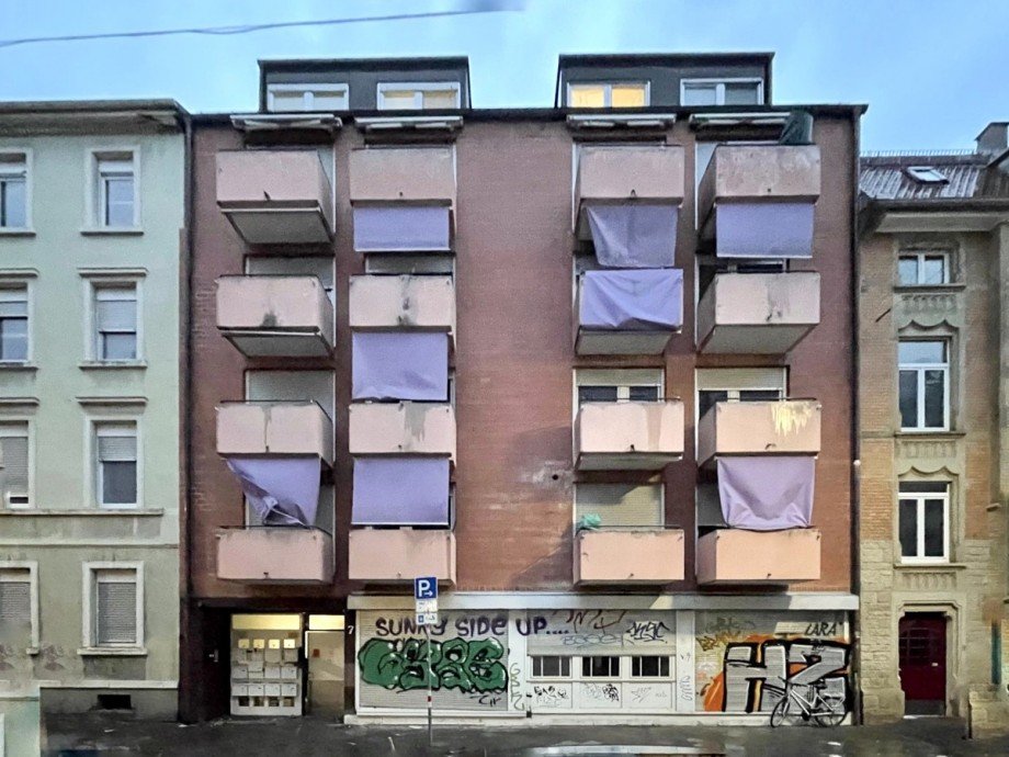 Ansicht Stra�enseite Mehrfamilienhaus Karlsruhe