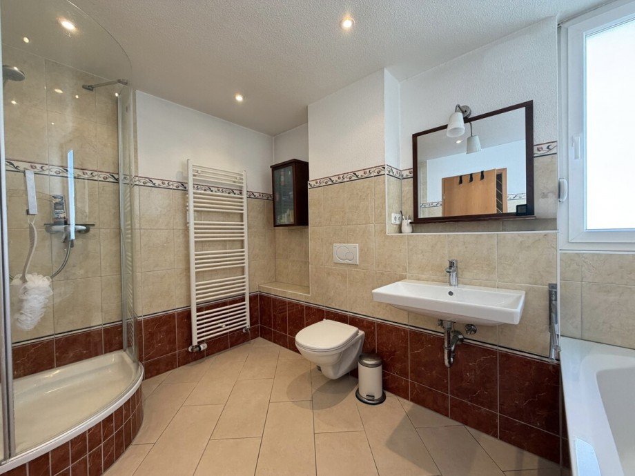 Badezimmer Doppelhaush�lfte Durmersheim