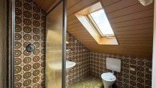DG-Badezimmer Wohlf�hlatmosph�re im 2-Familienhaus mit gro�em Grundst�ck.