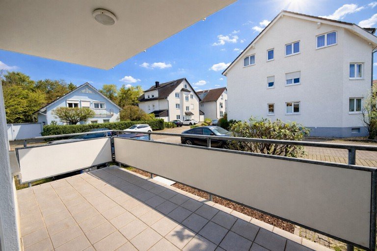 Blick aus dem Balkon Eggenstein-Leopoldshafen - Eggenstein Erdgeschosswohnung Attraktive 2,5-Zimmer-Erdgeschosswohnung in Eggenstein-Leopoldshafen