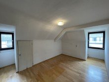 Zimmer 3 Dachgeschoss ++ Letzte Chance ++ Schmuckst�ck in Ettlingen/Vogelsang