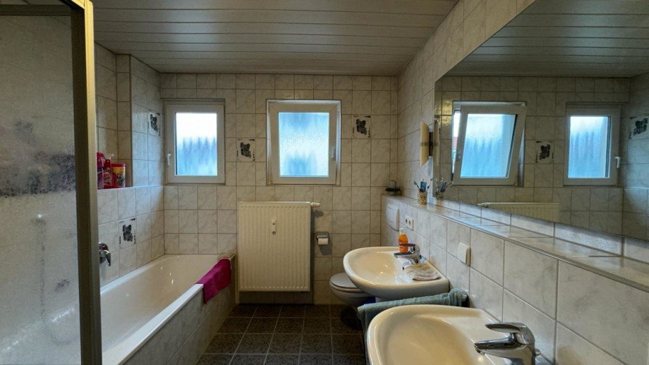 Badezimmer EG Zweifamilienhaus Malsch