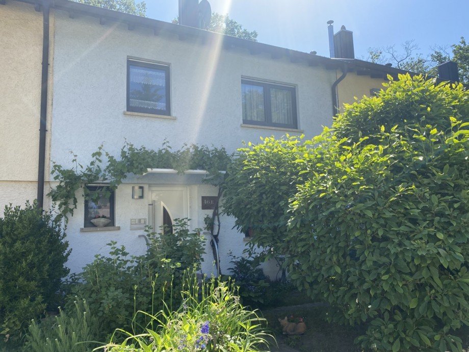 Vorderansicht Reihenhaus Karlsruhe
