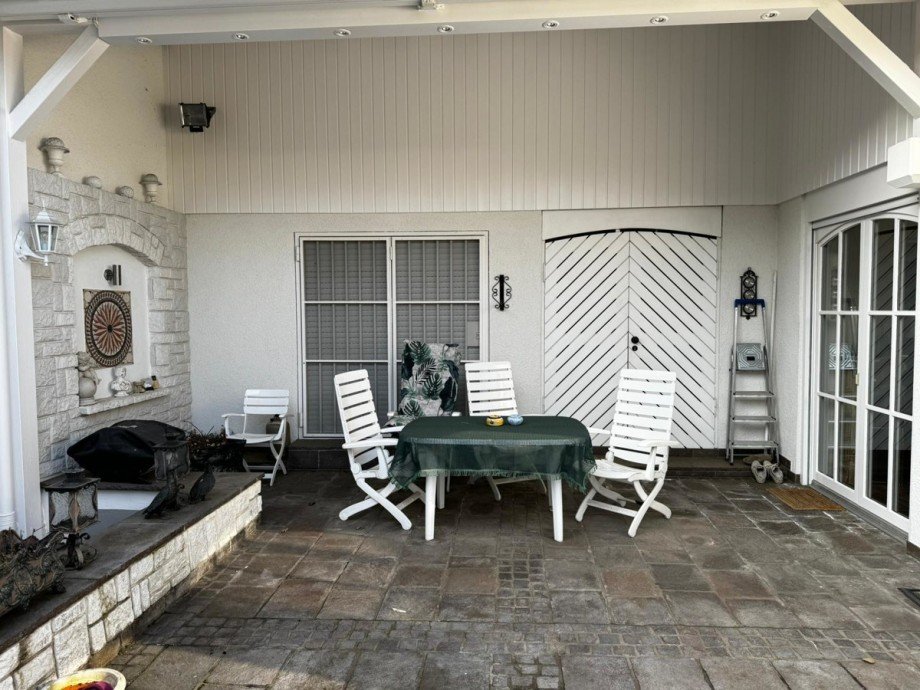 �berdachte Terrasse Einfamilienhaus Ettlingen / Schluttenbach