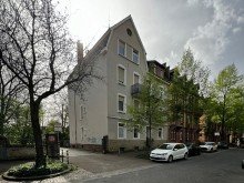 Vorderansicht Charmante Altbauwohnung mit Garten in der Karlsruher Oststadt.
