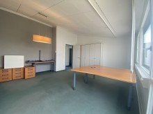 B�roraum 2 Hier k�nnten Sie arbeiten! Lichtdurchflutete B�rofl�che zentral 
am Waldbronner Rathausmarkt gelegen