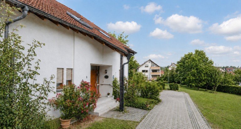 Au�enansicht Ettlingen / Spessart Doppelhaush�lfte Attraktive Doppelhaush�lfte in Ettlingen-Spessart!