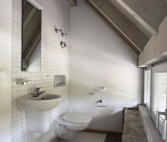 Haus 2, G�ste-WC Wohnzimmer Mehrfamilienhaus Ettlingen