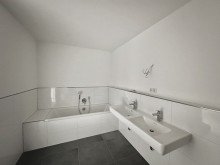 Badezimmer Exklusive Maisonette - Mietwohnung im Erdgeschoss f�r Familien!