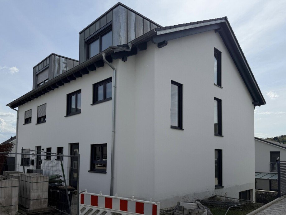 Au�enansicht Doppelhaush�lfte Pfinztal / S�llingen