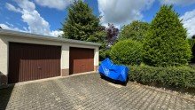 Garagen Wohlf�hlatmosph�re im 2-Familienhaus mit gro�em Grundst�ck.