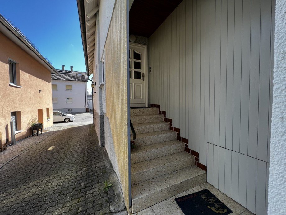 Hauseingang Einfamilienhaus Karlsbad / Langensteinbach