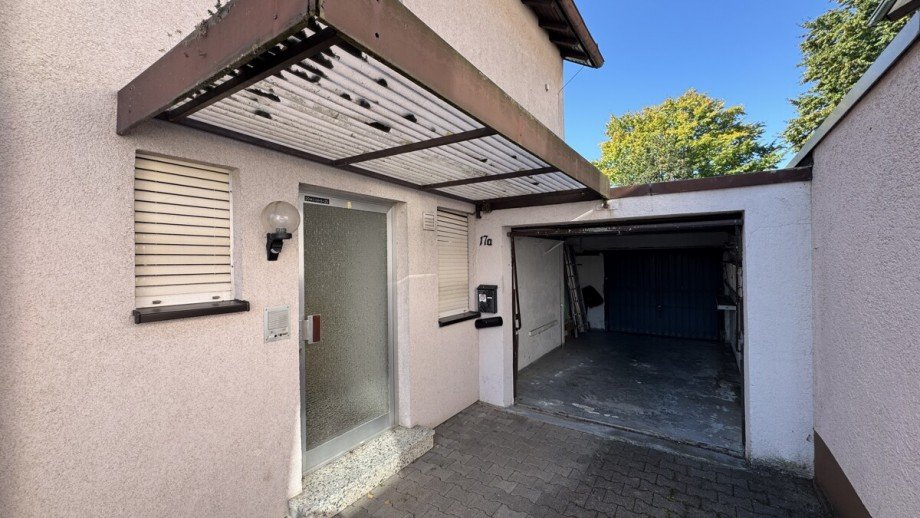 Eingangsbereich Doppelhaush�lfte Waldbronn / Reichenbach