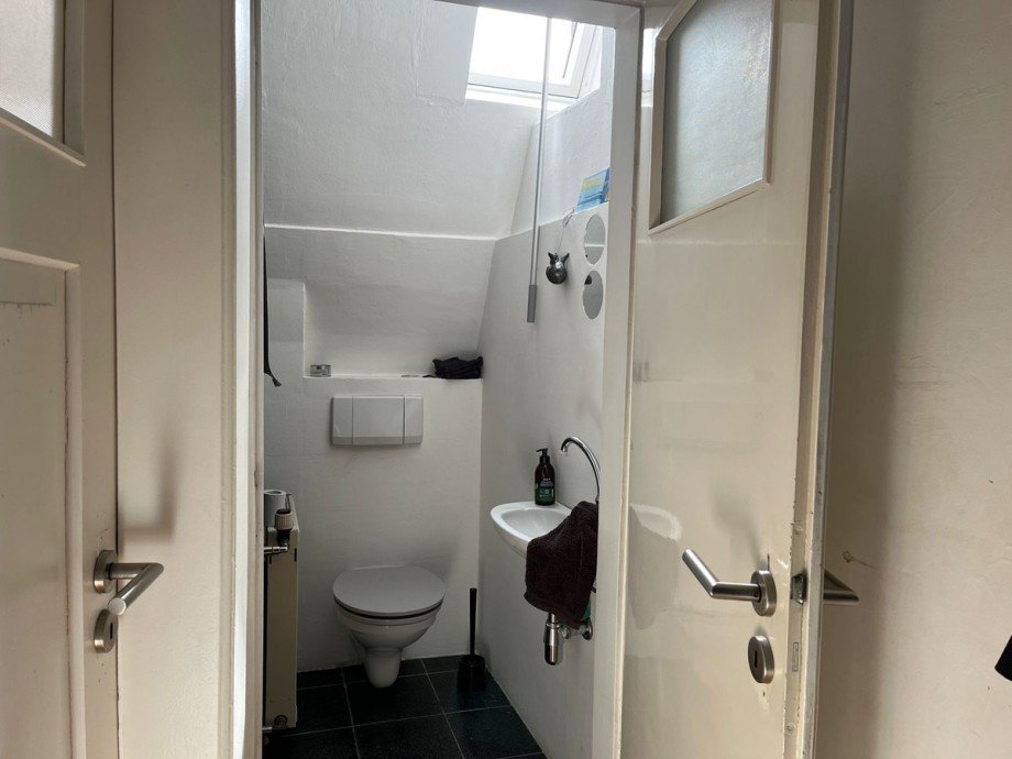 G�ste-WC Dachgeschosswohnung Karlsruhe
