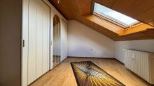 DG-Zimmer 2 Wohlf�hlatmosph�re im 2-Familienhaus mit gro�em Grundst�ck.