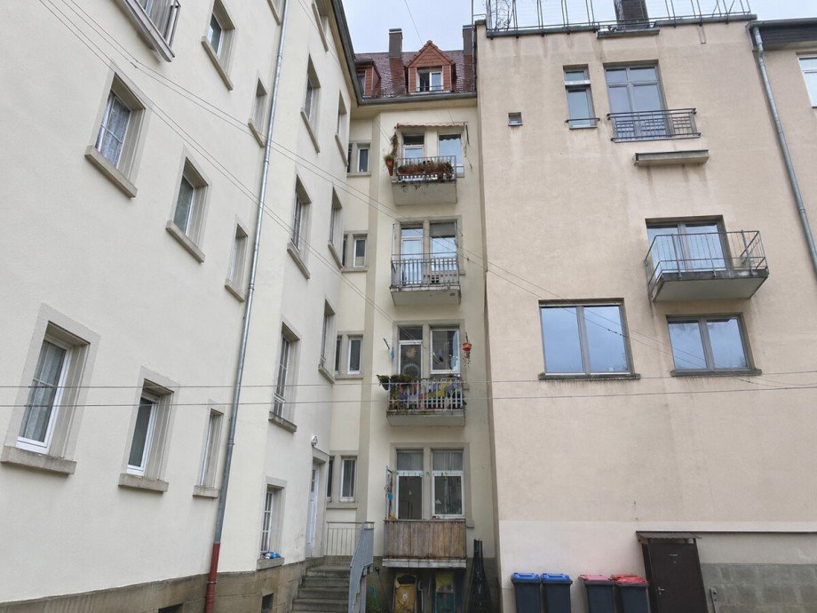 Hinteransicht Etagenwohnung Karlsruhe / S�dweststadt