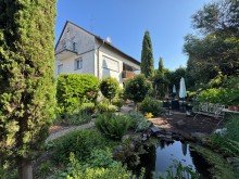 Seitenansicht/Garten Gepflegtes Dreifamilienhaus in ruhiger Lage, Ettlingen Bruchhausen