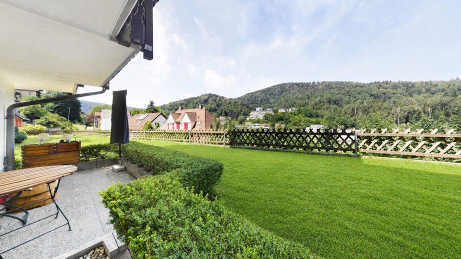 Terrasse mit Blick ins Gr�ne (KI generiert) Souterrainwohnung Bad Herrenalb