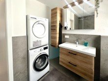 Bad mit Waschmaschinenanschluss Ihre 3-Zimmer-Traumwohnung mit zwei Balkonen und Weitblick
