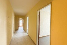 Flur Charmante 3-Zimmer-Wohnung mit 
Balkon und Garage - 
gestalten Sie Ihr neues Zuhause